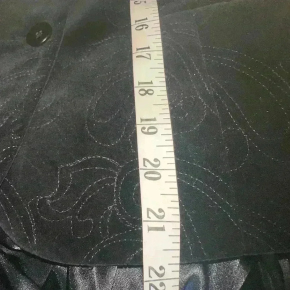 Charter Club size 6 fitted black velveteen button down jacket baroque stitching. - Picture 10 of 10